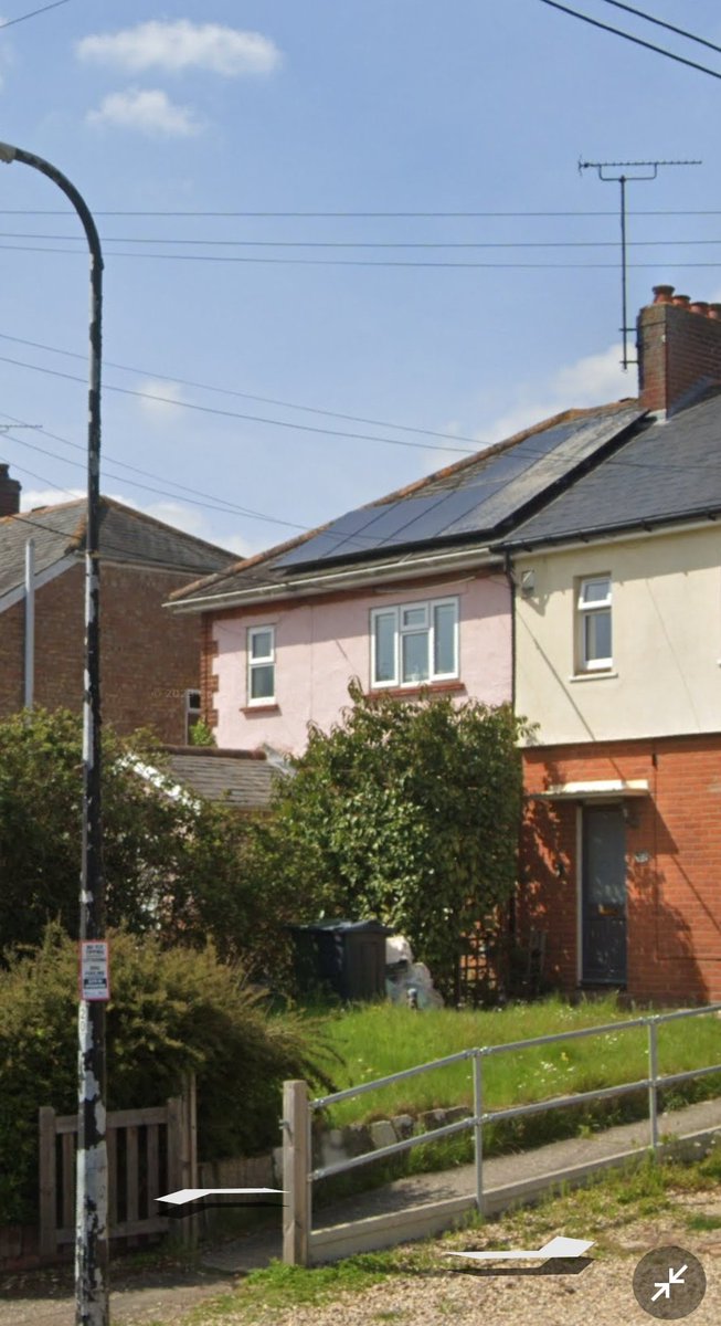 Re-Format tweet media