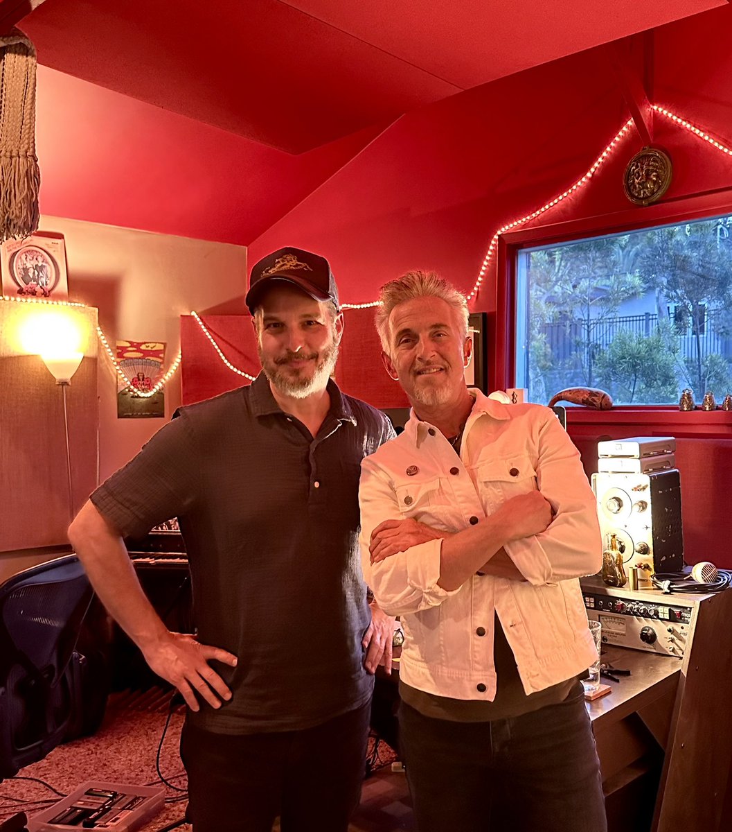 Eric Corne (@ericcorne) on Twitter photo I spent the weekend writing songs with the great <a href="/ColinJamesMusic/">Colin James</a> Been a fan of Colin’s music since my late teens…It’s pretty great when you meet someone you’ve long admired and they turn out to be as cool Colin.
🇨🇦🎶💙🙏🏼 I spent the weekend writing songs with the great <a href="/ColinJamesMusic/">Colin James</a> Been a fan of Colin’s music since my late teens…It’s pretty great when you meet someone you’ve long admired and they turn out to be as cool Colin.
🇨🇦🎶💙🙏🏼