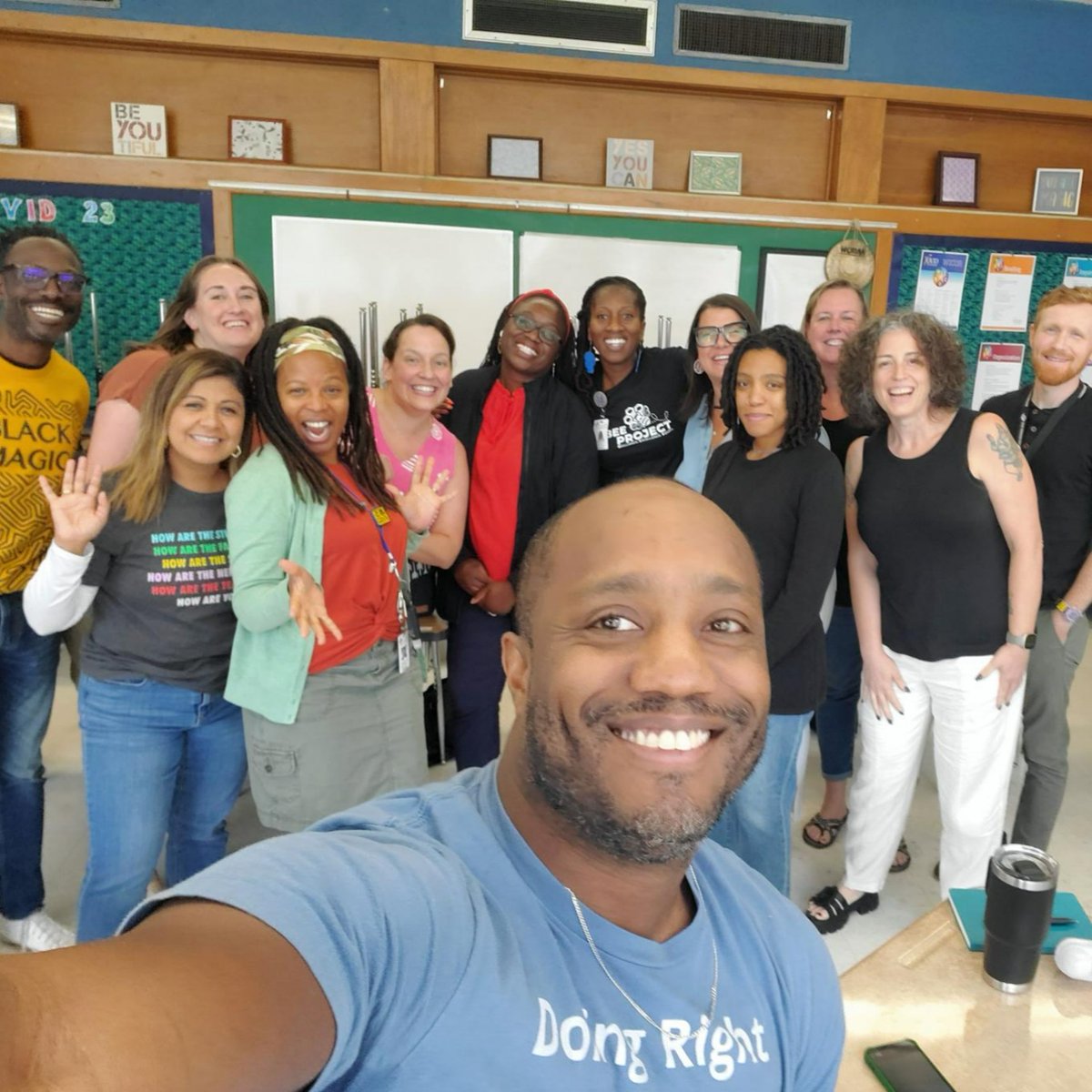 thinkLawUS's tweet photo. Thank you @AISD_SEL_CPI for inviting @ColinESeale for today's session with powerful strategies to help educators embed #criticalthinking into existing instruction to create #TangibleEquity. 

Looking for more #edequity resources? Start here 👉https://t.co/mpgMlyaqEI https://t.co/sp3M2NXv9a