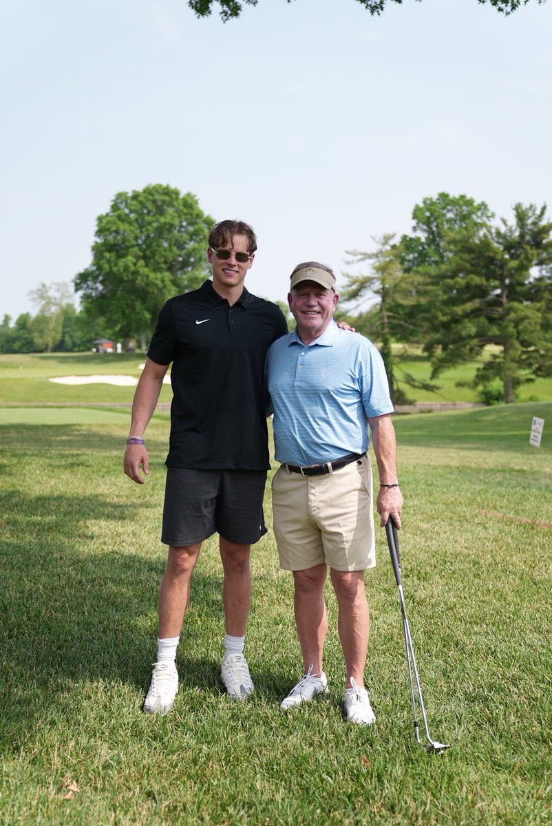 An incredible player but the work Joe Burrow is doing for children in Athens, Ohio and Baton Rouge is something LSU fans should be proud of. 

Thanks for having me in Cincinnati to support the Foundation!