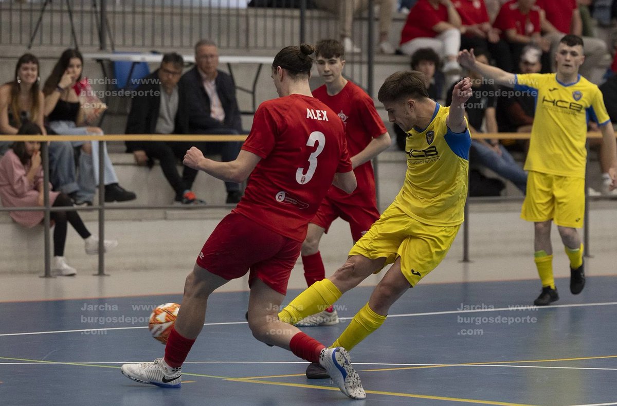 FSAmistadBurgos's tweet photo. 0-4 El HCB La Amistad, eliminado del Campeonato de España 

📰 Los burgaleses no estarán en la fase final de Valladolid tras caer ante 5 Coruña FS, que fue superior.

📸 @Jarcha_foto

https://t.co/ilc51MAtqh https://t.co/geJvqAFVwX