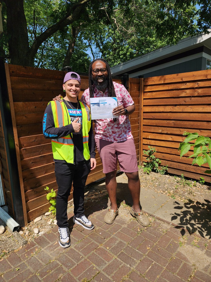 firstnetking's tweet photo. ✅•HOMEWOOD IS CHARGED UP•✅
Such a beautiful day to visit the local neighborhoods and educate them on Fiber! Great job MIkE for closing 2 appointments!! More to come! @TanaviaR @Lizzy_1627 @shawnglinski @lorenmiller2004🔋 https://t.co/6b59LjWe8f