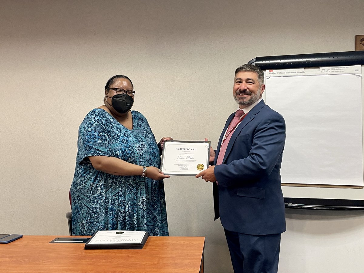 The DEIB Committee hosted a drop in event today where I got to present Dr. Betts a special certificate of appreciation for serving as #TeamCCIU’s DEIB Coordinator and also got to put my hand on the DEIB wall collage! #WeGetToCCIU