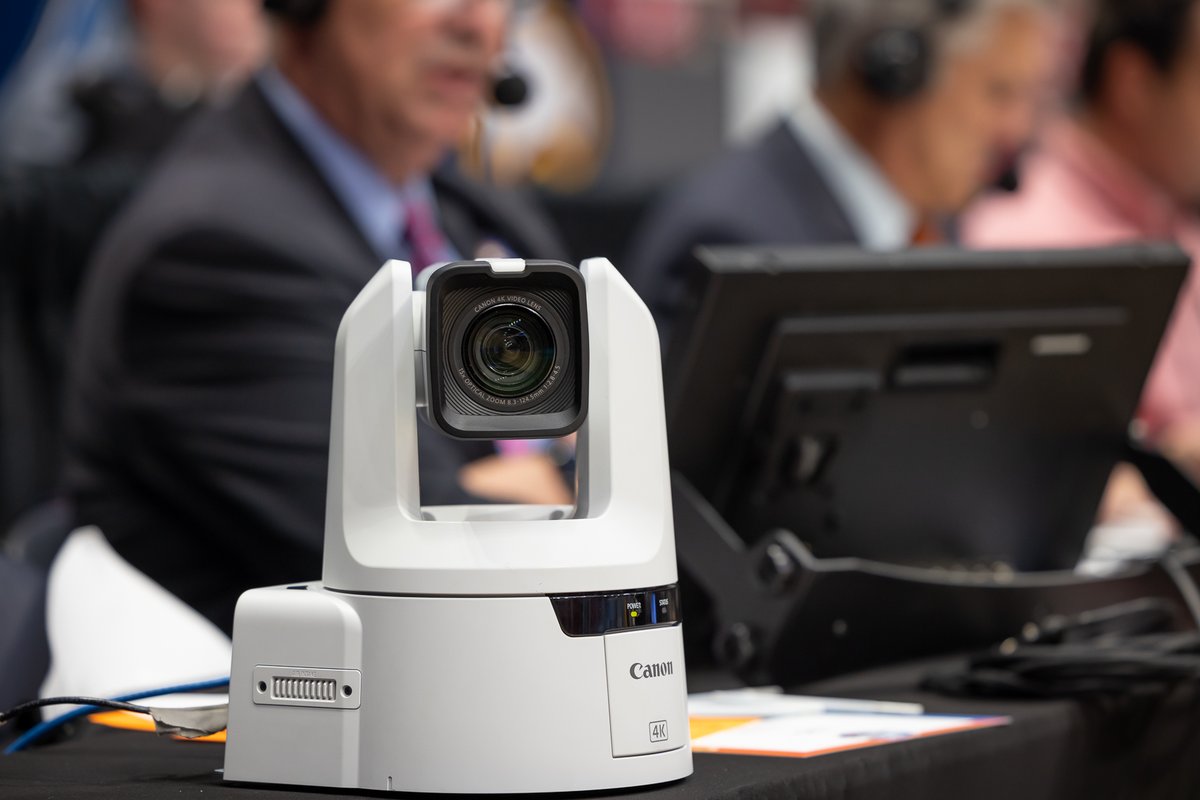 CanonUSApro's tweet image. Our breakthrough AF technology uses a CMOS sensor that determines the focusing position by the phase difference, which drives the lens smoothly and enables quick focusing with the CR-N500! #ptz #ptzcamera #livestreaming

Learn more: canon.us/43GC7BE