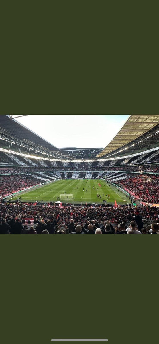 Wor Flags 🏴🏳 tweet media