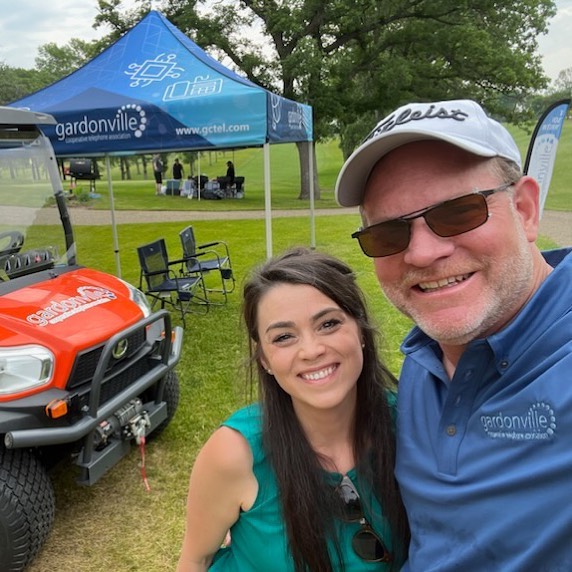 Gardonville's tweet image. Dave and Jayme are at the Alexandria Golf Club as sponsors for the @VisitAlexMN  of Commerce Duffer’s Delight today. One of our favorite networking events of the year! #duffersalex #homegrownconnectivity #coopsbuildcommunity #seizethesummer