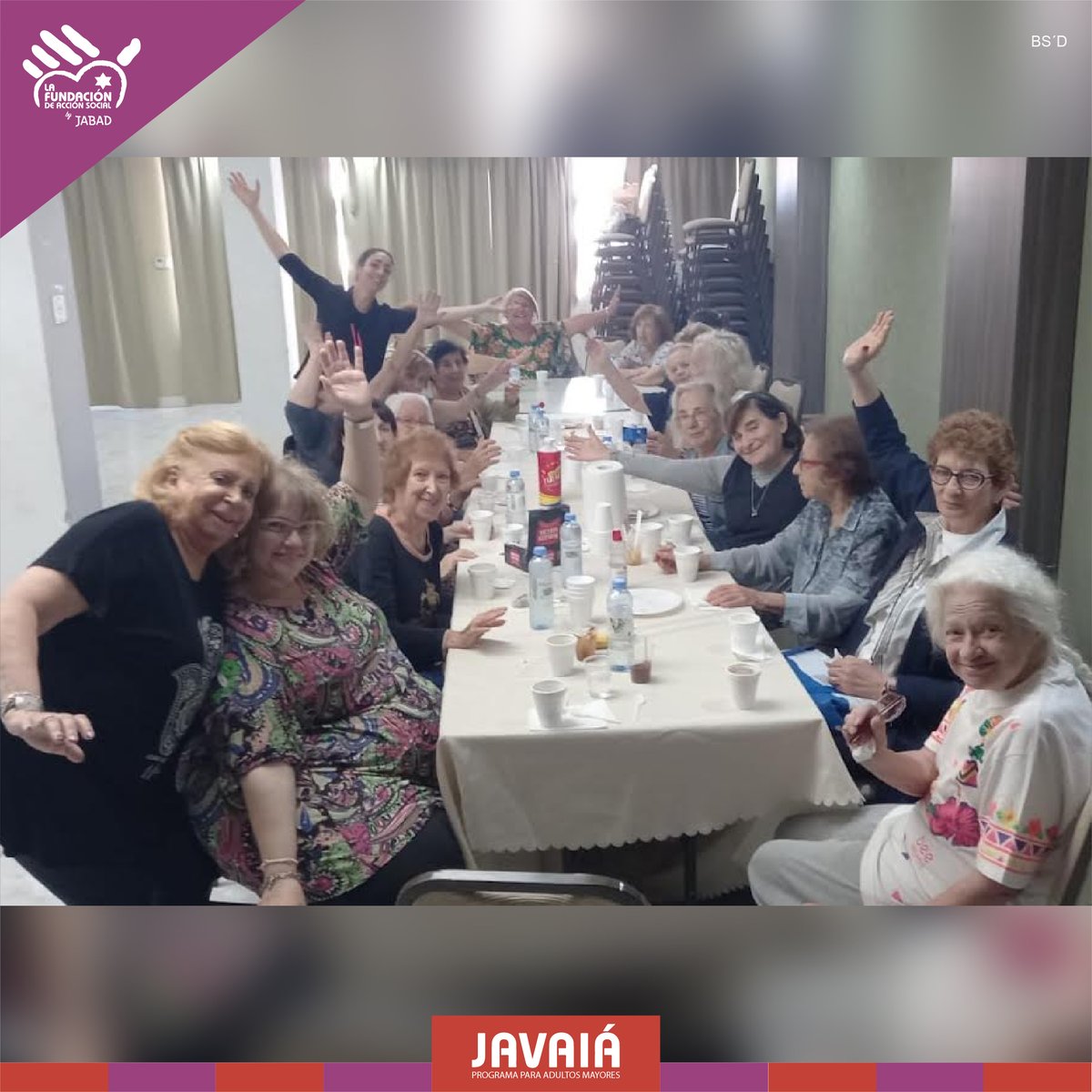 LaFunddeJabad's tweet image. Las “chicas” del taller de expresión y movimiento de Javaia, disfrutando del gran encuentro.
 ¡¡Siempre están llenas de vitalidad y energía!!
#LaFundacionDeAccionSocialDeJabad #Javaia #Vitalidad #Integracioncomunitaria #Energia