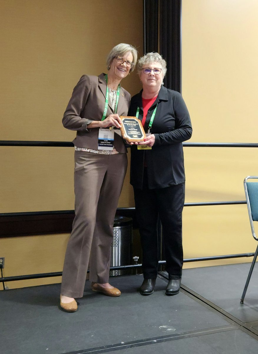 Join us in celebrating @AASMorg employee Rosanne Money, who was presented with a distinguished service award for her work on @JCSMJournal at #SLEEP2023
