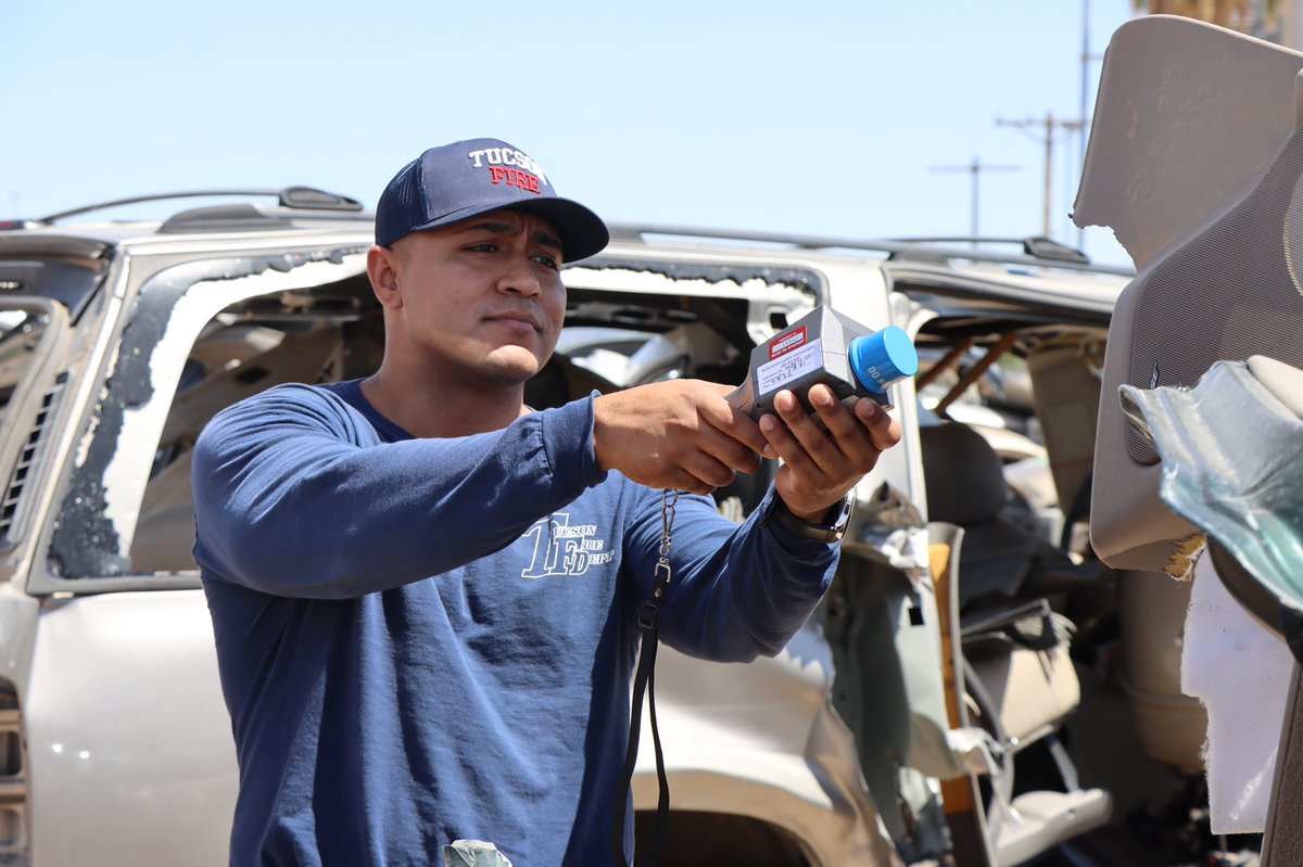 TucsonFireDept's tweet photo. DANGER DETECTION ⚠️ #TucsonFire firefighters recently participated in a hazardous materials technician course, which included spending time to learn how to use devices that can detect the presence of dangerous chemicals 🧪🦠 

#TFD #firefighter #hazmattech #tucson 
#GRFD #NWFD https://t.co/LbsVoiyYpF