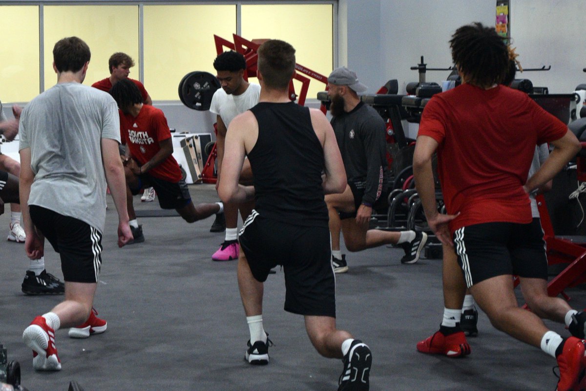 South Dakota Men s Basketball On Twitter Back To Work south-dakota-men-s-basketball-on-twitter-back-to-work