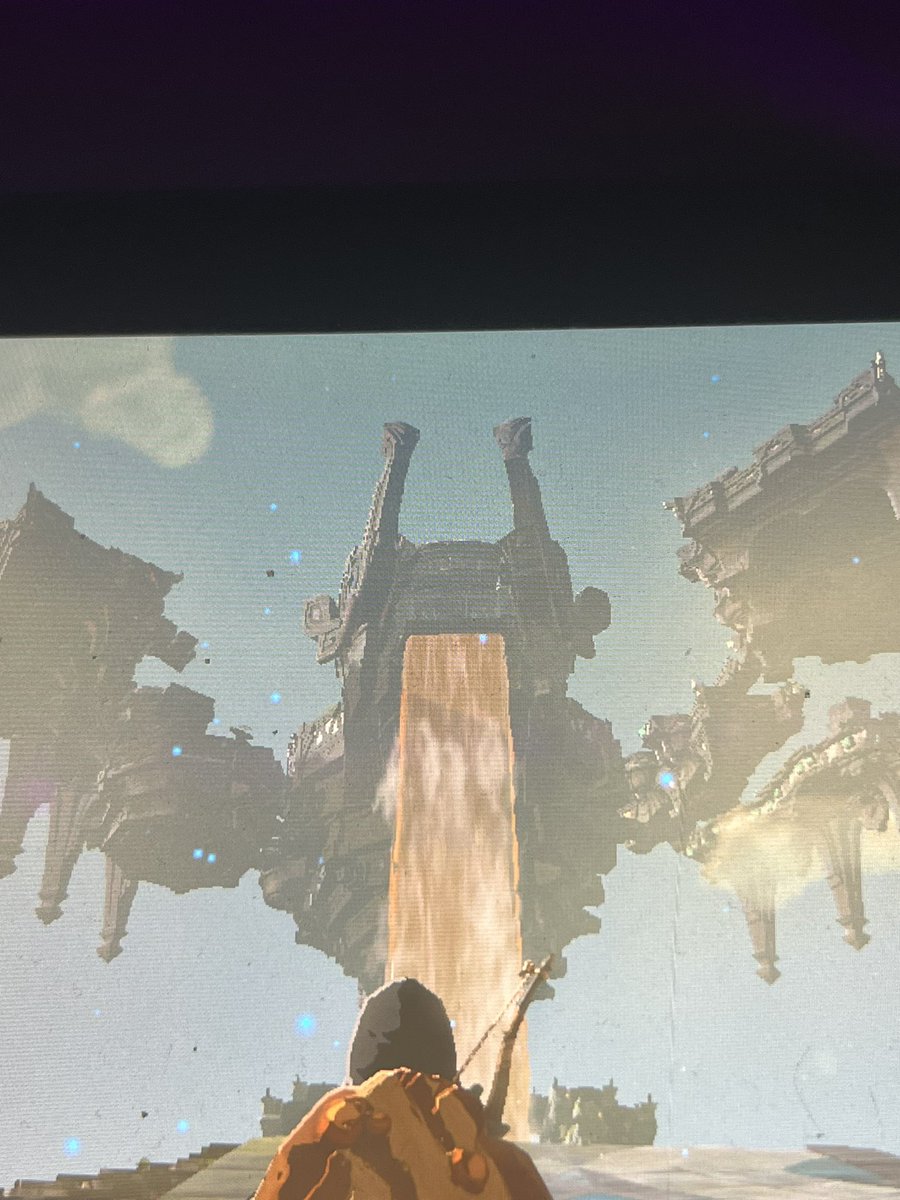 dinosaurcrossng's tweet photo. um midna is that you https://t.co/91z6tV3ZY2