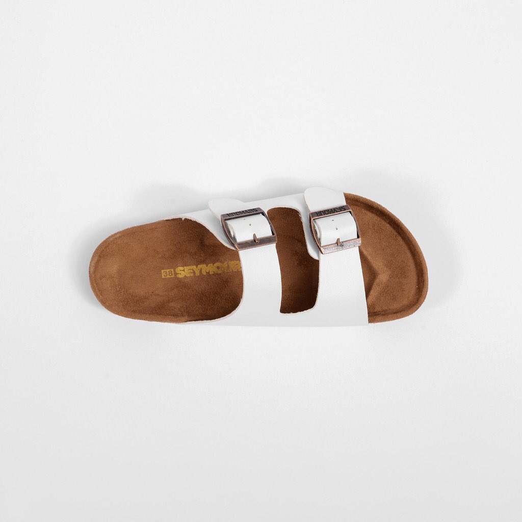 ulthappinesss's tweet photo. Sandal fav akuu saat ini!😍 Simple stylish &amp; yg pasti nyaman utk sehari-hari dong

Aku belinya disini guyss~
https://t.co/c7kDBvk6h4

—
Morningg Indonesia vs Argentina RCTI Nunung Indira The K2 iPhone The Idol Suzy Alan Walker Mowning https://t.co/2RDN9S8u0h