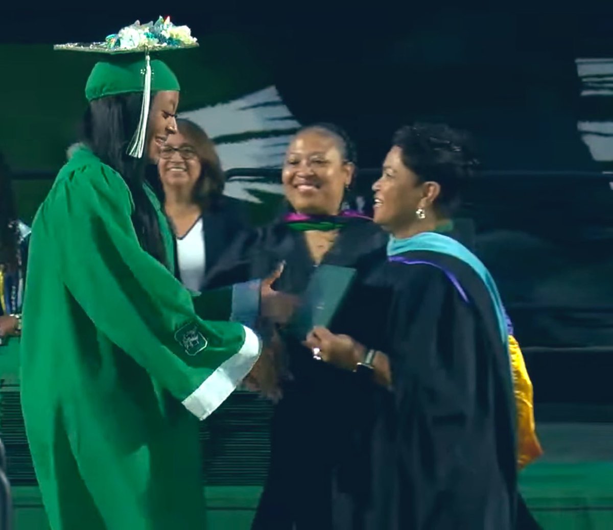 Congratulations <a href="/baileehendy11/">Bailee Henderson</a> We love you BIG!!!💚🎉🌎 #WeAreSpring