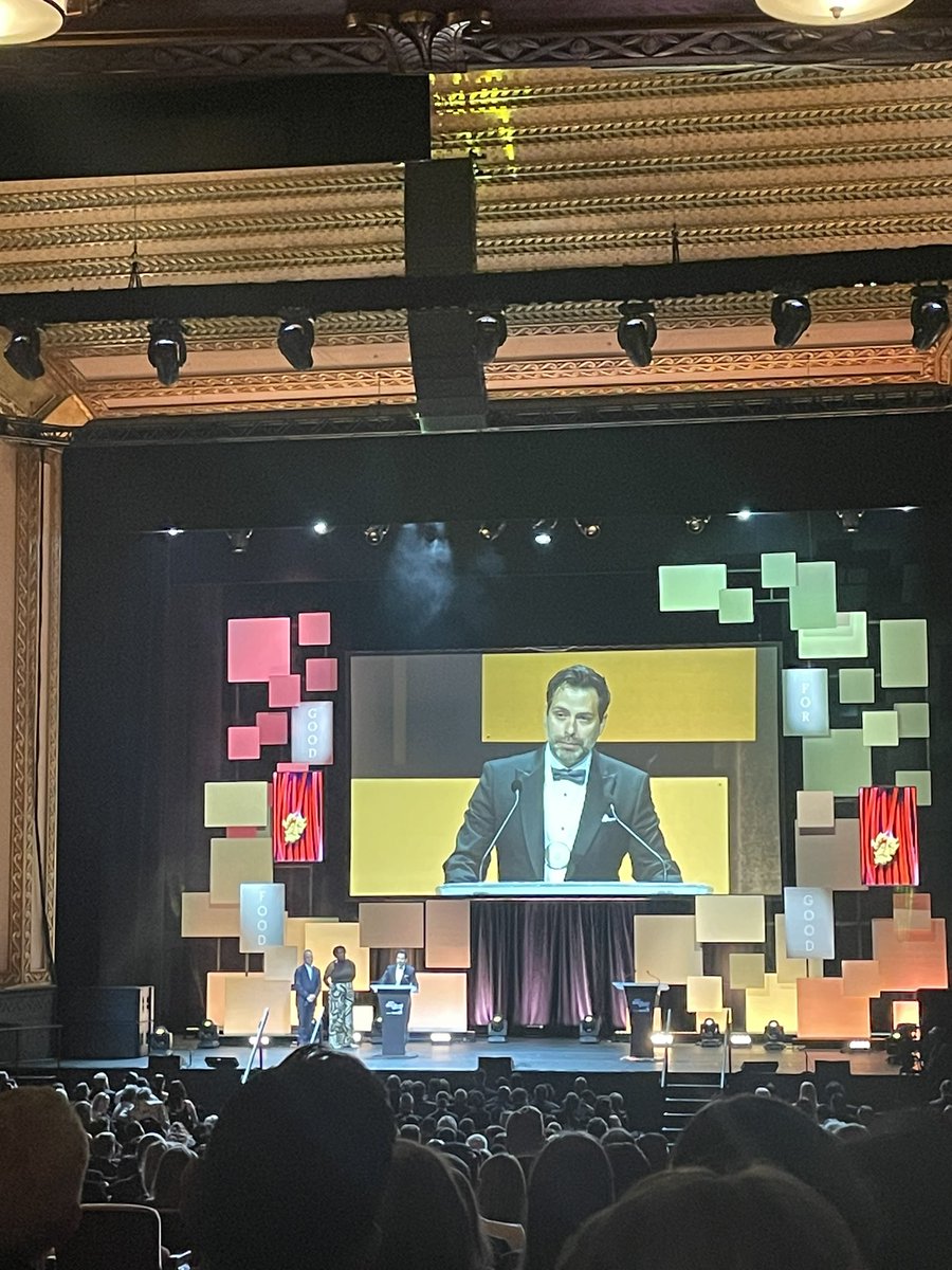 Ladies and gents, this year’s outstanding chef is Rob Rubba!!!!!!!!!! #jbfa