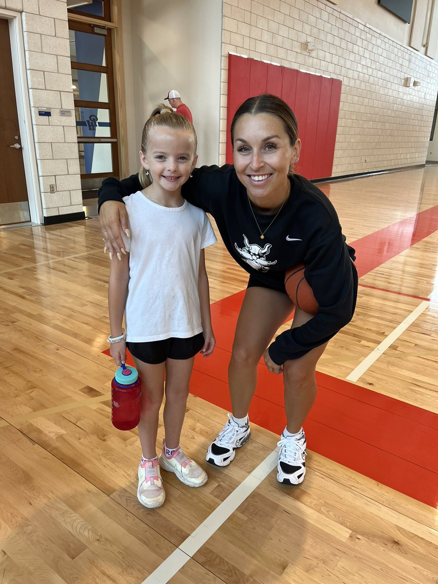CoachSmithON's tweet photo. First day of camp is in the books! So excited to get back to work tomorrow with our campers. https://t.co/Ev5Pl3KAs9
