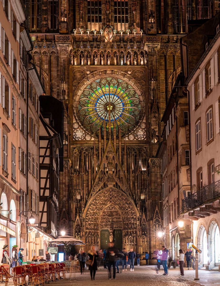 The magnificent facade of Strasbourg Cathedral - what did they know in 1439 that we have forgotten?