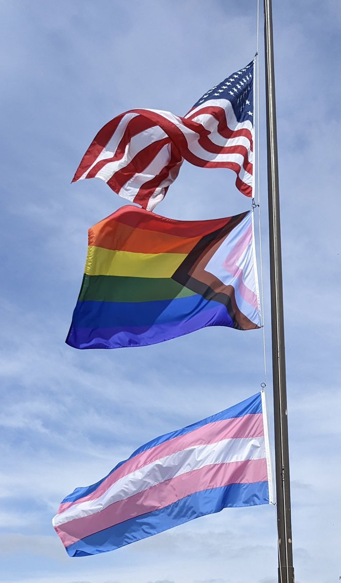 deanza_college's tweet photo. 🏳️‍🌈🏳️‍⚧️Our #Pride and #Trans Flag Raising was today, with speakers including our students, Councilmember
@JRfromCupertino and Cupertino Vice Mayor Sheila Mohan. Thanks to Chancellor @judycminer7 for attending. More info about the Pride Center: https://t.co/sJAcO90Fit. #pridemonth https://t.co/f5NUu2I0MY