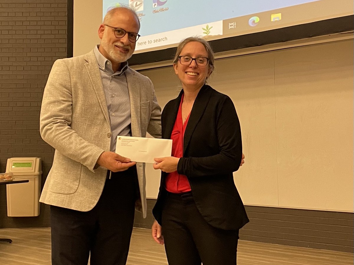 Wael Haddara (@whaddaramed) on Twitter photo It was a pleasure to host Dr <a href="/wunschcritcare/">Hannah Wunsch</a> as the 2023 Bill Sibbald Visiting Professor at <a href="/CritCareWestern/">CriticalCareWestern</a>. She shared lessons for Critical Care from the early days of Polio. Her book, The Autumn Ghost is now on my list of books to read. a.co/d/dFed1dz It was a pleasure to host Dr <a href="/wunschcritcare/">Hannah Wunsch</a> as the 2023 Bill Sibbald Visiting Professor at <a href="/CritCareWestern/">CriticalCareWestern</a>. She shared lessons for Critical Care from the early days of Polio. Her book, The Autumn Ghost is now on my list of books to read. a.co/d/dFed1dz