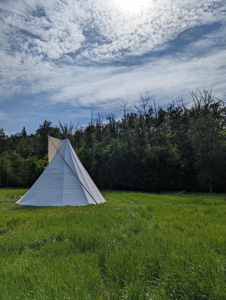 Excited for #SDX39 Unbound Futures: Indigenous Imagination for Systemic Change taking place at kihcihkaw askî (Sacred Earth) tonight where our community will participate in ceremony, feast, reflect, and build relationship together #SocInn #IndigenousHistoryMonth