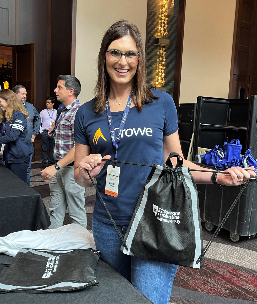 BTorresCrowe's tweet image. While in Nashville for our Annual Meeting, @CroweUSA partners assembled 2,500 food &amp;amp; toiletry kits supporting the @DeptVetAffairs &amp;amp; @OSDTN. #GoCrowe #ProudCrowePartner