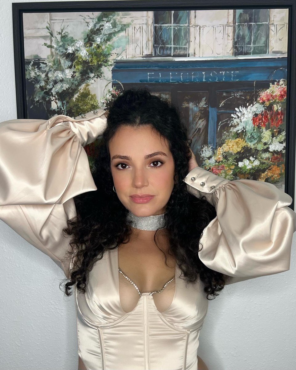 IMKRYSTALORTEGA's tweet photo. Happy birthday to me! Grateful to be able to celebrate another year 💖 https://t.co/VsrpRZfjFk