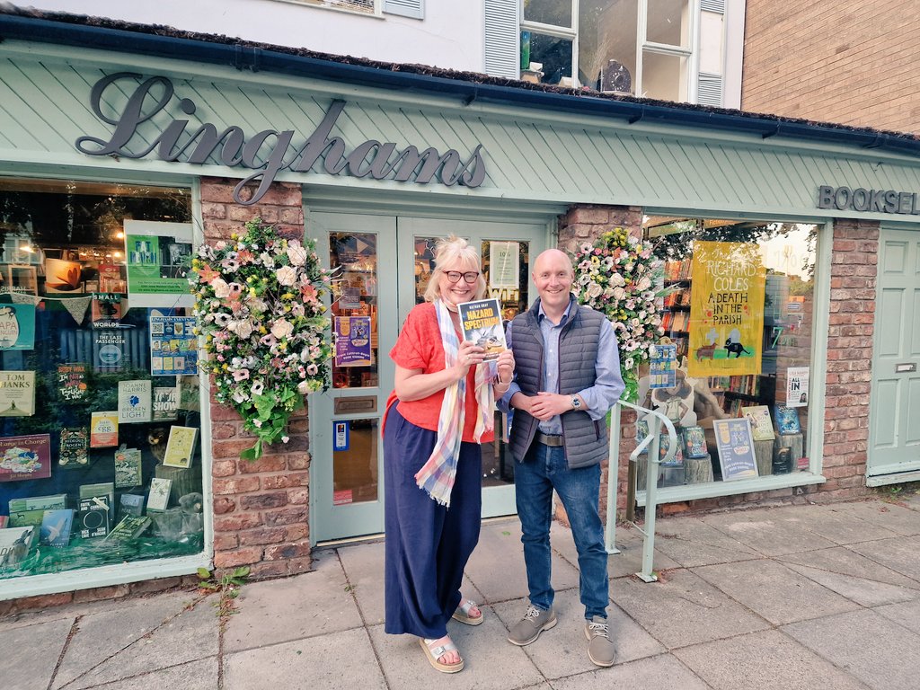 LinghamsBooks's tweet photo. Super night with #Testpilot #NathanGray signed copies https://t.co/Or4N3Bn0BA.
#FathersDay2023 https://t.co/eJBTmHMYl3