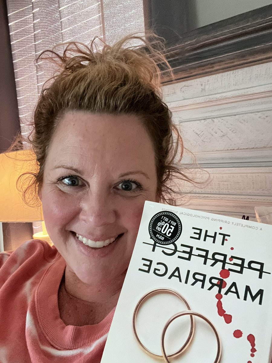 ChrissyMcClel11's tweet photo. @DixieMagnet 
Just had to curl up and finish my book after PBL today! My book club will be so proud👏🥳
#readingselfie
#dolphindaysofsummer https://t.co/6MwnZYXwQu