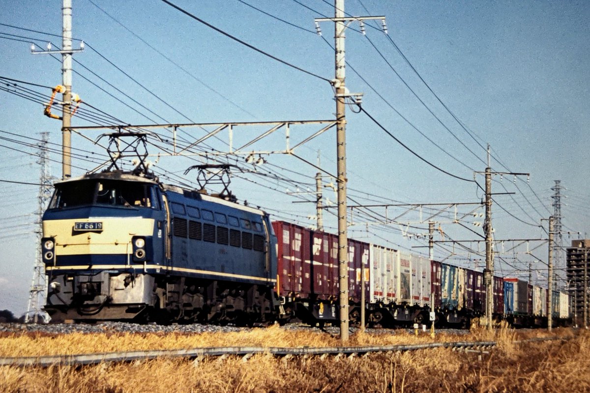 TuG1hBxOpEORG7F's tweet photo. #EF66の日 #EF6611
#EF662 #EF6622 #EF6619
ゼロロクの思い出❗️ https://t.co/VeBgeOR4b5