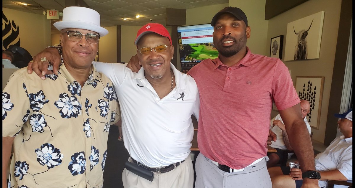 Big S/O to Former Huskers Mike Rozier and @Eawarfield44 for hanging out at @FirethornGolfClub at @GitRDoneLarry Annual Celebrity Golf Tournament. Stay Humble! Happy as always! #LookLikeSomebody #RCS7 #RickyAnotherDayInParadise