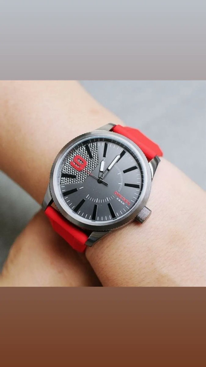 more_deo's tweet photo. Diesel Silicon Strap watch. Just DM n grab it. 
#nogokpo
#quayson
#the npp
#assin north https://t.co/hWPlvEvzq2