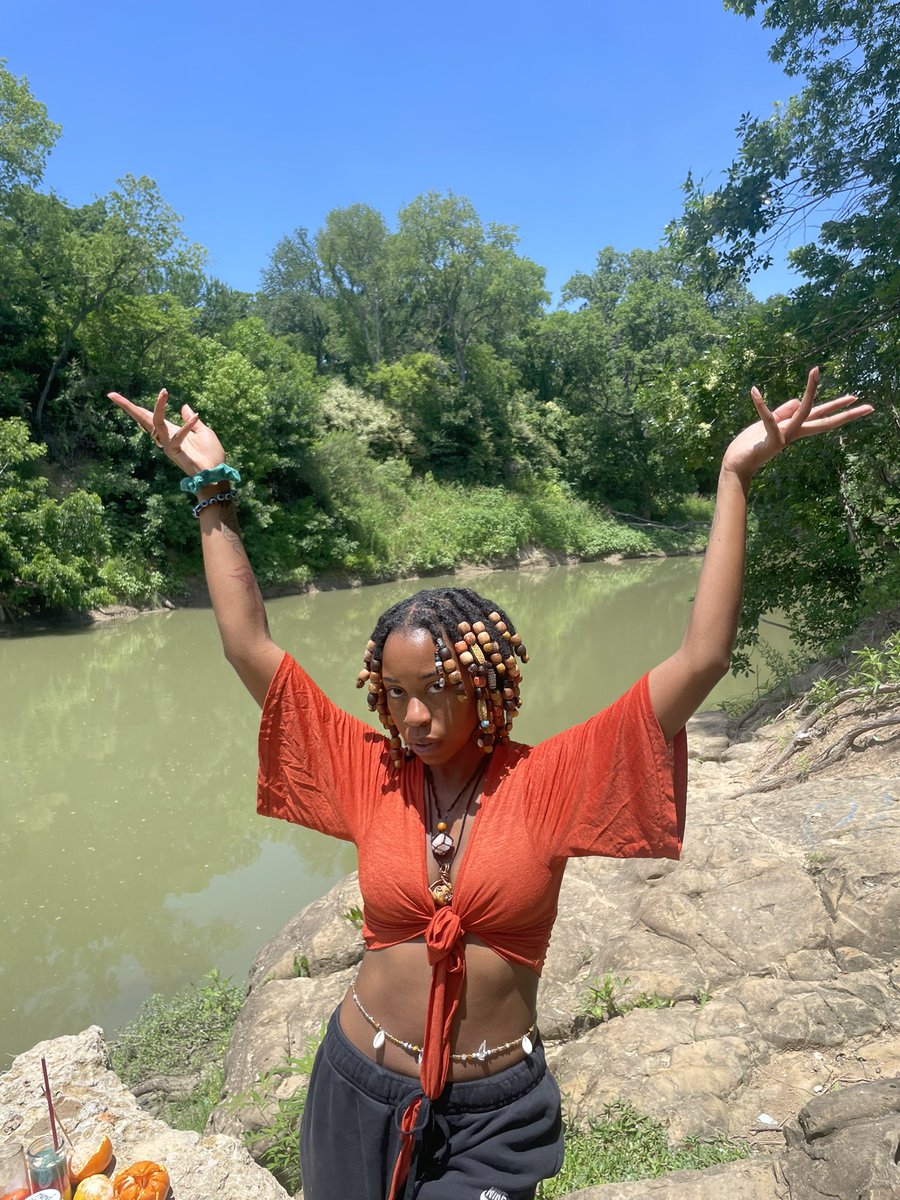 eyeamsanii's tweet photo. Tua Mama Ori Oshun💛 https://t.co/1wmFguK3Qu