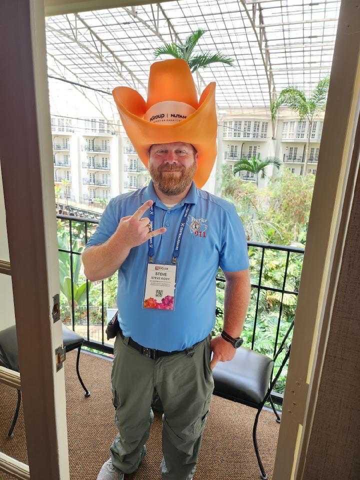 stop911drama's tweet photo. Our very own IT guru sporting his new hat and our newest tradition of birthday wear! #CSTENGAGE #oneofakind #psaptraining #psapfun https://t.co/x8era9puJq