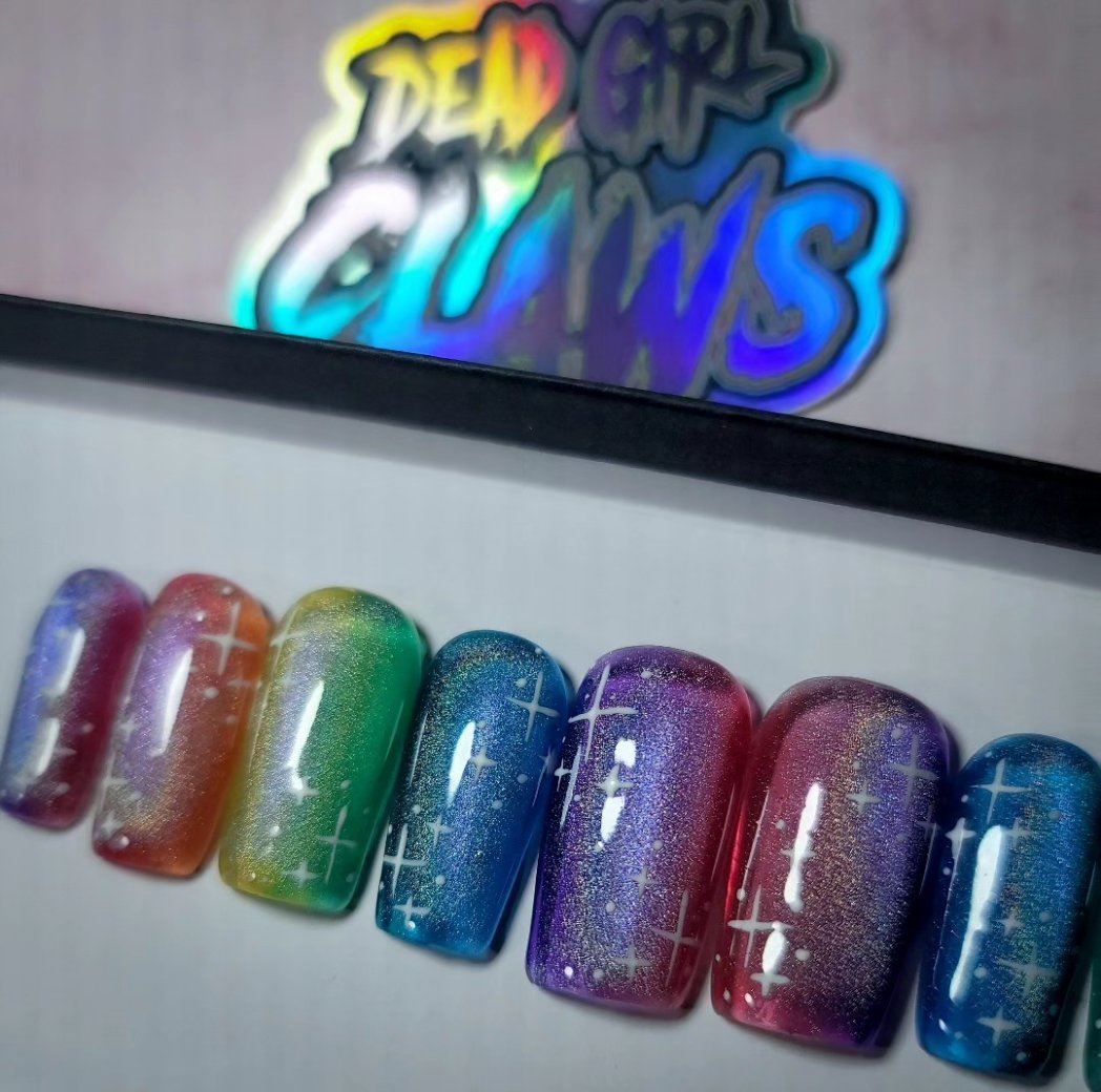 DeadGirlClaws's tweet photo. Color spectrum on my medium square style Press on Nails 🌈✨️ https://t.co/aqjHdAHtjQ