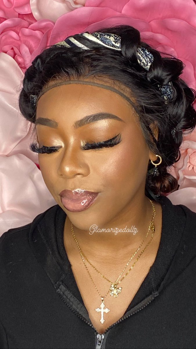 Ig: Glamorizedollz 
Service: $75 natural glam

To place a book text “Glamorizedollz“ to (305)834-2600

•
•
#hairandmakeup #makeupforblackwomen #MiamiMUA #BrowardMUA #muamiami #muabroward #miamimakeupartist #browardmakeupartist #tagafriend #makeup #quarantine #travelmua