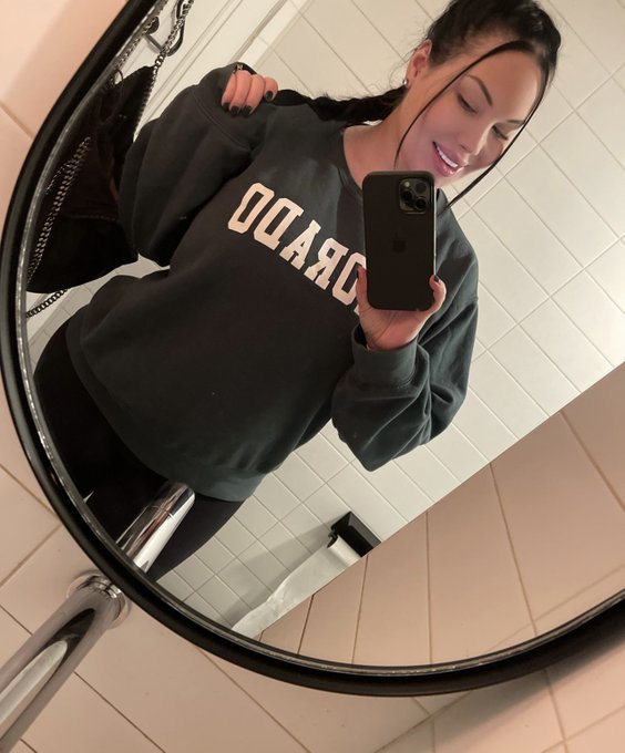 Tomb Raider braid 💕 https://t.co/6l3pW2m7Vg