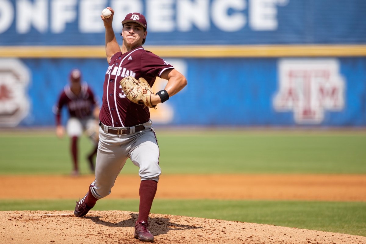 Starting on the mound tonight:

RHP Nathan Dettmer

#GigEm
