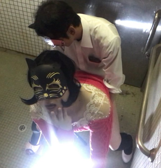 事後 じつはものすごい巨根の人😳 受け入れるだけで精一杯よね☺️  #女装 #cosplay https://t.co/jBWs1tnYaH<a href="/tag/%E5%A5%B3%E8%A3%85"class="tags">#女装</a><a href="/tag/cosplay"class="tags">#cosplay</a>