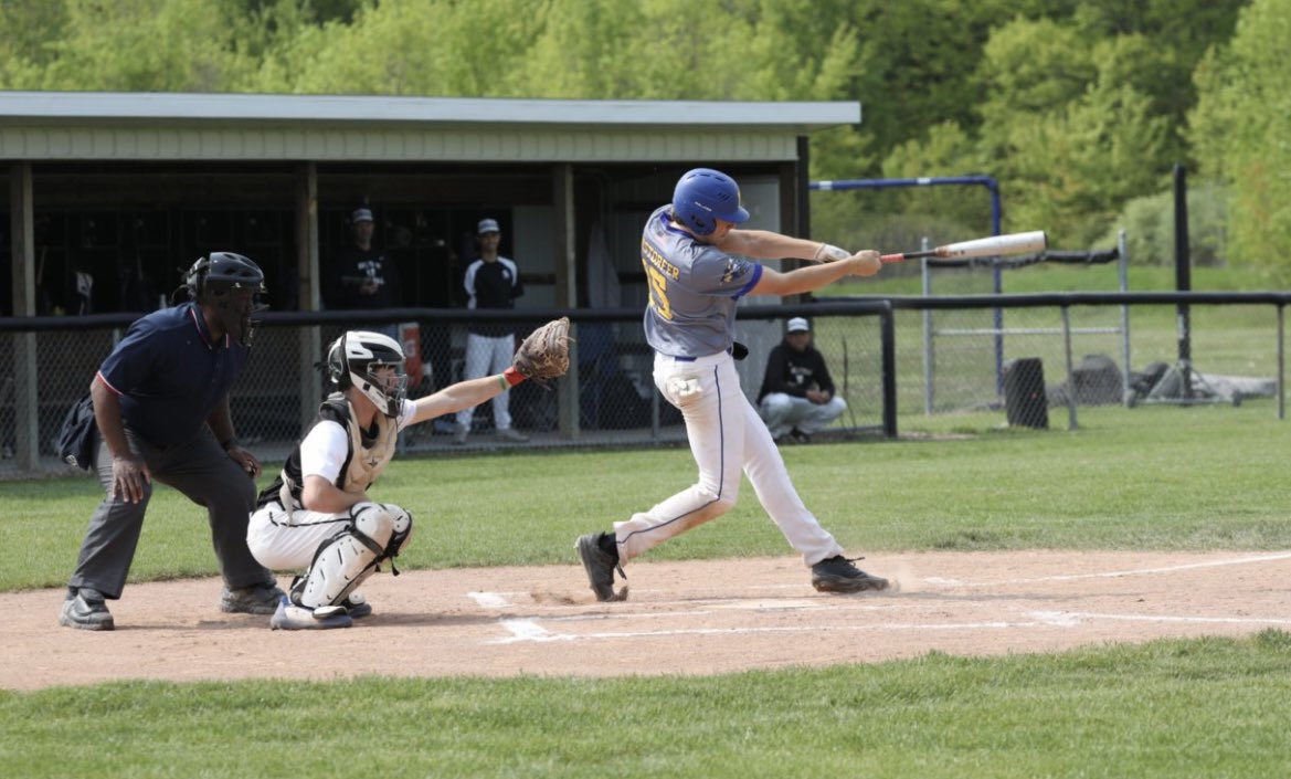 DylanRuhstorfer's tweet photo. Junior Season Stats: 117 AB’s, .556 avg, 65 hits, 46 1B, 13 2B, 3 3B, 3 HR, 34 RBI, 45 Runs, 48 SB

1st Team All Metro first base  
1st Team All District
All District Academic https://t.co/NH4ehWJKfA