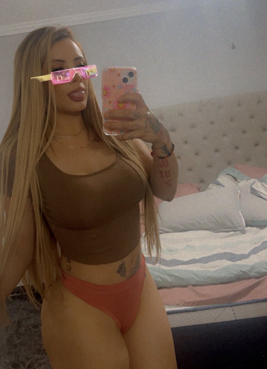 pasteeel_ct's tweet photo. #blonde 
#booty 
#onlyfans 
💙🩵 https://t.co/OS0aZoQskT