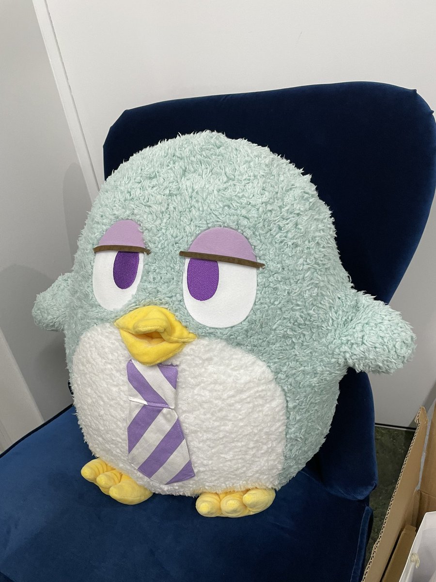映画『アキはハルとごはんを食べたい』 劇中のペンギン課長(大)(小)の