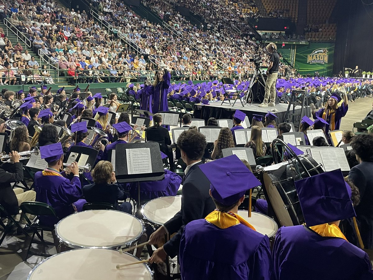Congratulations Class of 2023! Thank you for all the wonderful years!💜💛💜