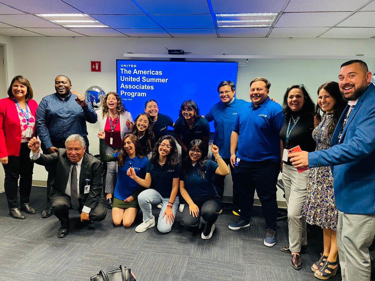 JoseDeGallardo's tweet photo. United Summer Associates Program lands in MEX. This is the first time that Latin America will see this program and MEX is the first station having a group of associates who in addition to get a deep understanding of the airline and aviation industry, will have fun.@weareunited https://t.co/oWqwYsZVzc