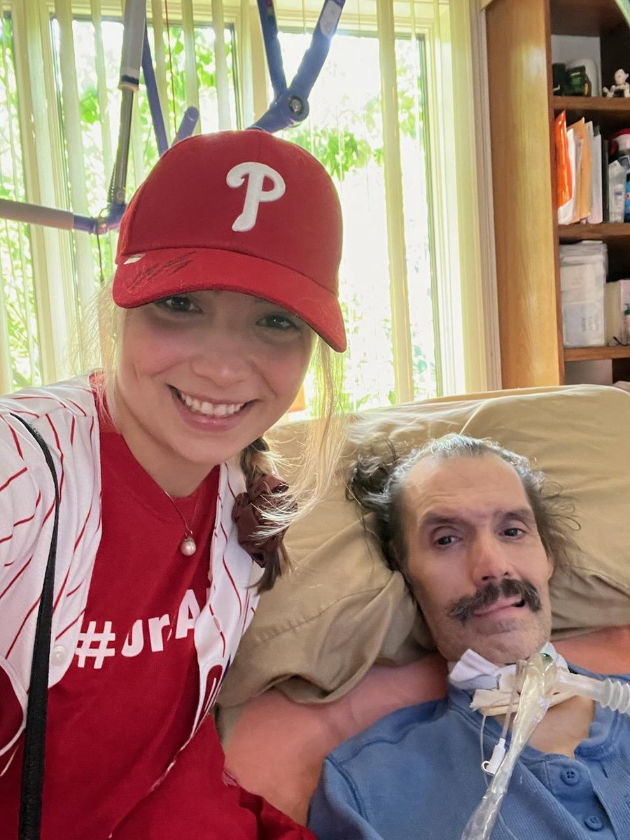 Fpm7540's tweet photo. today is Lou gehrig day with the Philadelphia Phillies, 3 of my 6 kids went to the game. Samantha took a selfie with me before leaving. I couldn't go because of excruciating wounds. #cureALS #ALSsucks https://t.co/GX6w4xJ3ja