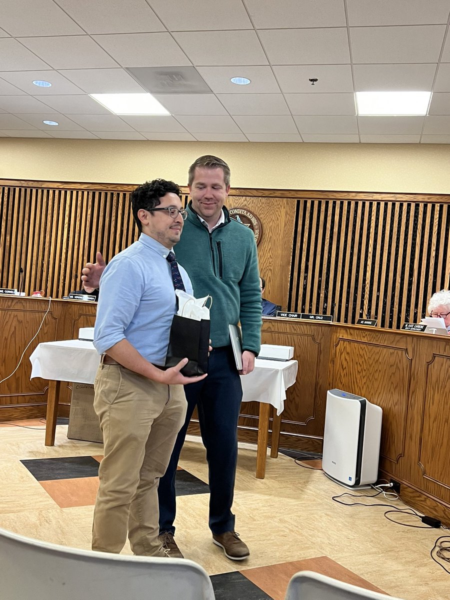 LMarenda's tweet photo. Salem High School science students and teacher being recognized at school committee! #GoMartin #GoThais #GoTilda #GoJackie #ScienceRocks @PrincipalGBurns @_SalemHigh_ https://t.co/26vhXV0jLd
