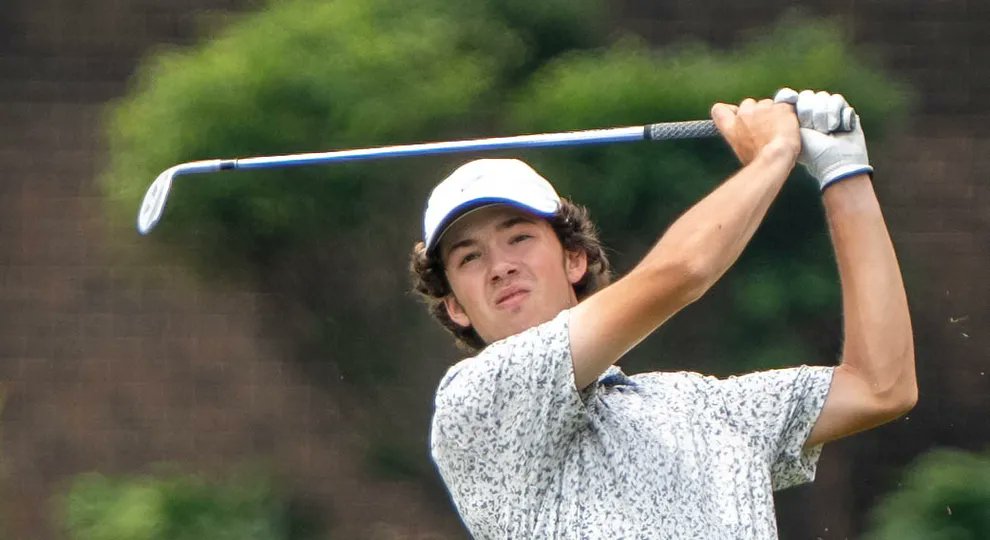 Hamilton Southeastern wraps up sectional title today. But Cole Starnes and the Royals have a lot more in mind and believe they are a little overlooked going into regional and state. Photos from <a href="/ClareGPhotos/">Clare Grant</a>  bit.ly/3qwEt7W