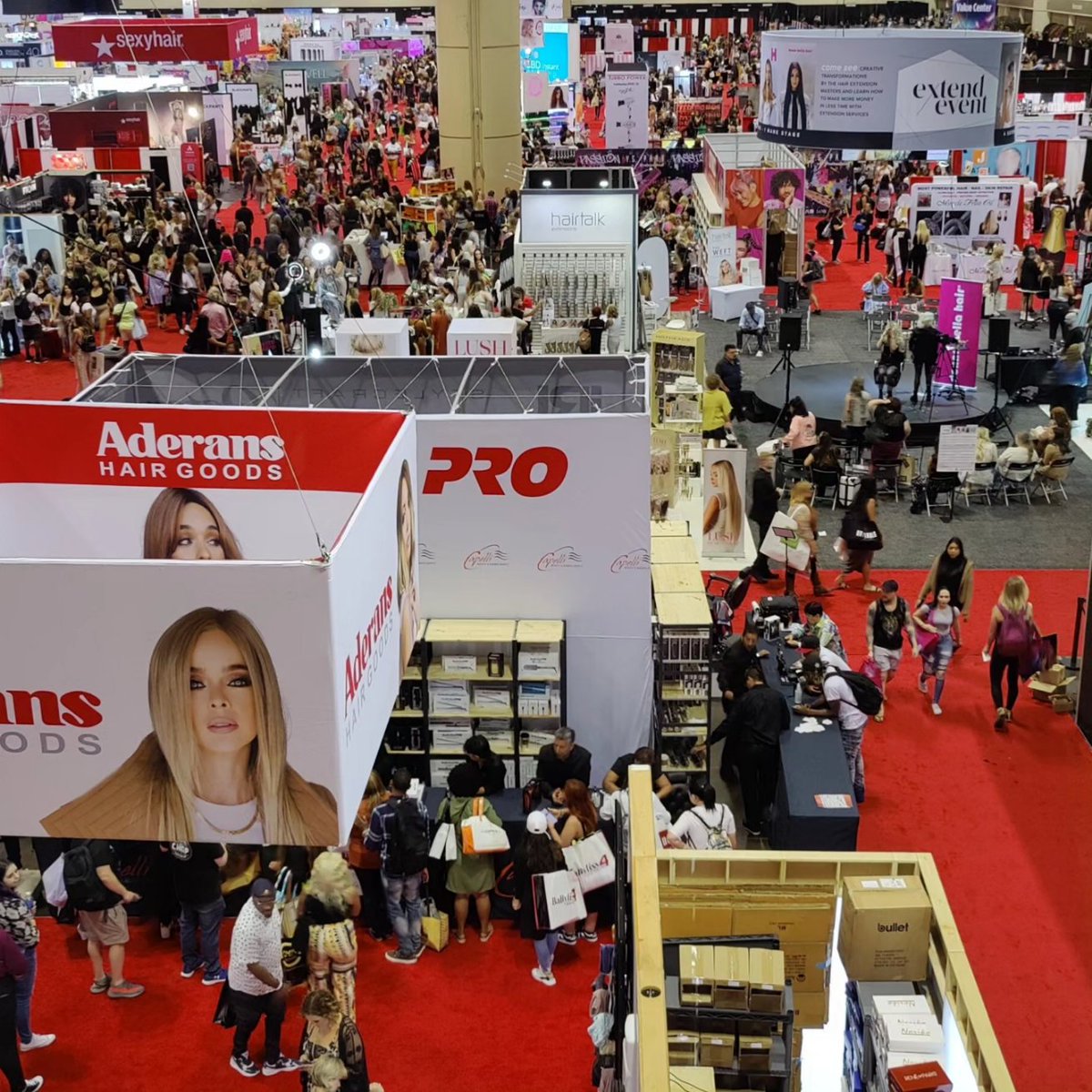 LeoSalonMGM's tweet image. LEO @ Premier Orlando 2023
#LeoSPASalonManagement #spasoftware #salonsoftware #spamanagement #salonmanagement #salonbusiness #innovative #salonowners #salon #OrlandoFL