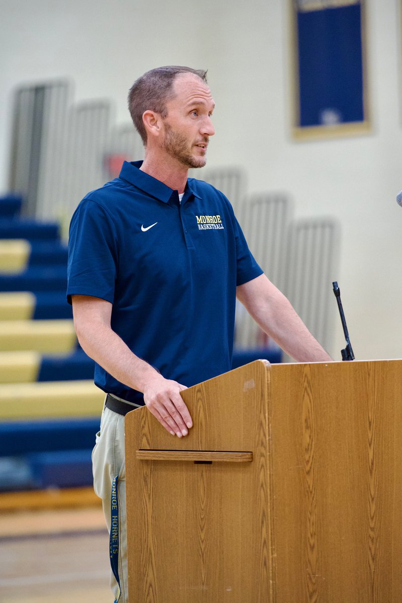 Thank you to everyone who came out to welcome and meet our new <a href="/HornetBoysBB/">Monroe Hornets Basketball</a> &amp; <a href="/LadyHornetsBB/">Monroe Girls Basketball</a> 🏀 Coaches tonight! Thank you to <a href="/SWOSportsDaily/">Southwest Ohio Sports Daily</a>, @BCHSSReport and <a href="/6Sphoto/">𝟔𝐒 𝐏𝐡𝐨𝐭𝐨𝐠𝐫𝐚𝐩𝐡𝐲 📸</a> for covering our event! <a href="/SWBLSPORTS/">Southwestern Buckeye League</a> <a href="/MonroeSupt/">J Robert Buskirk 🐝</a> <a href="/MonroeLSD/">Monroe Schools</a>