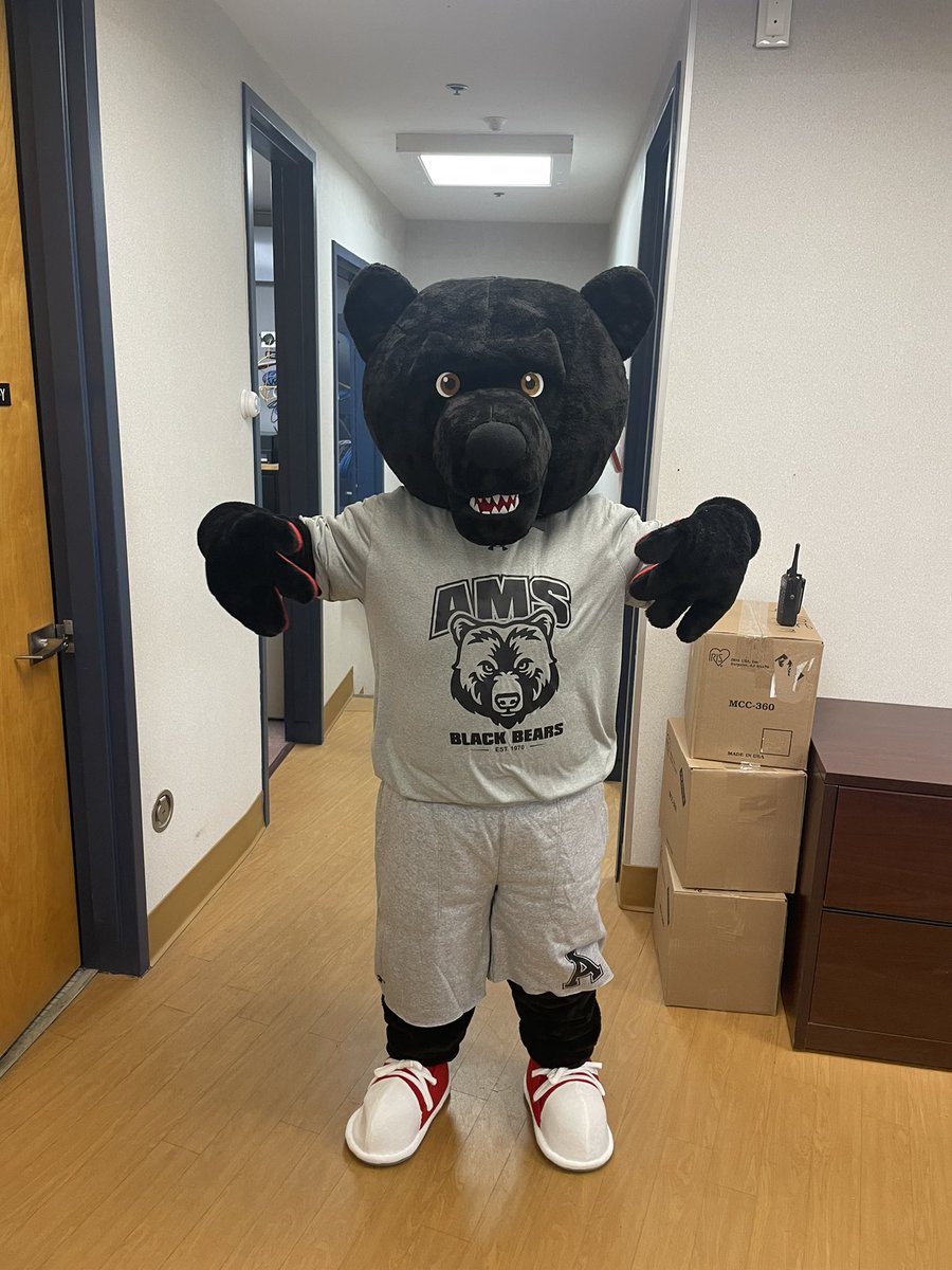 Beau is ready to participate in Sunday’s AHS Car Parade!