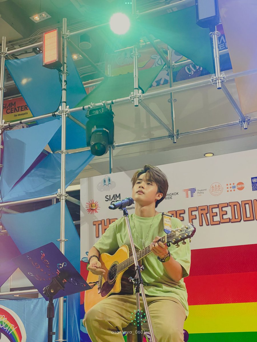 suly6193's tweet photo. พี่จอห์นเก่งมากๆๆๆๆ หล่��ที่สุด💗🫶🏻
#johnnattachot #ดวงใจของเจ้าจอห์น #bangkokpride2023 #john_nattachot https://t.co/pRZhOc0O7b