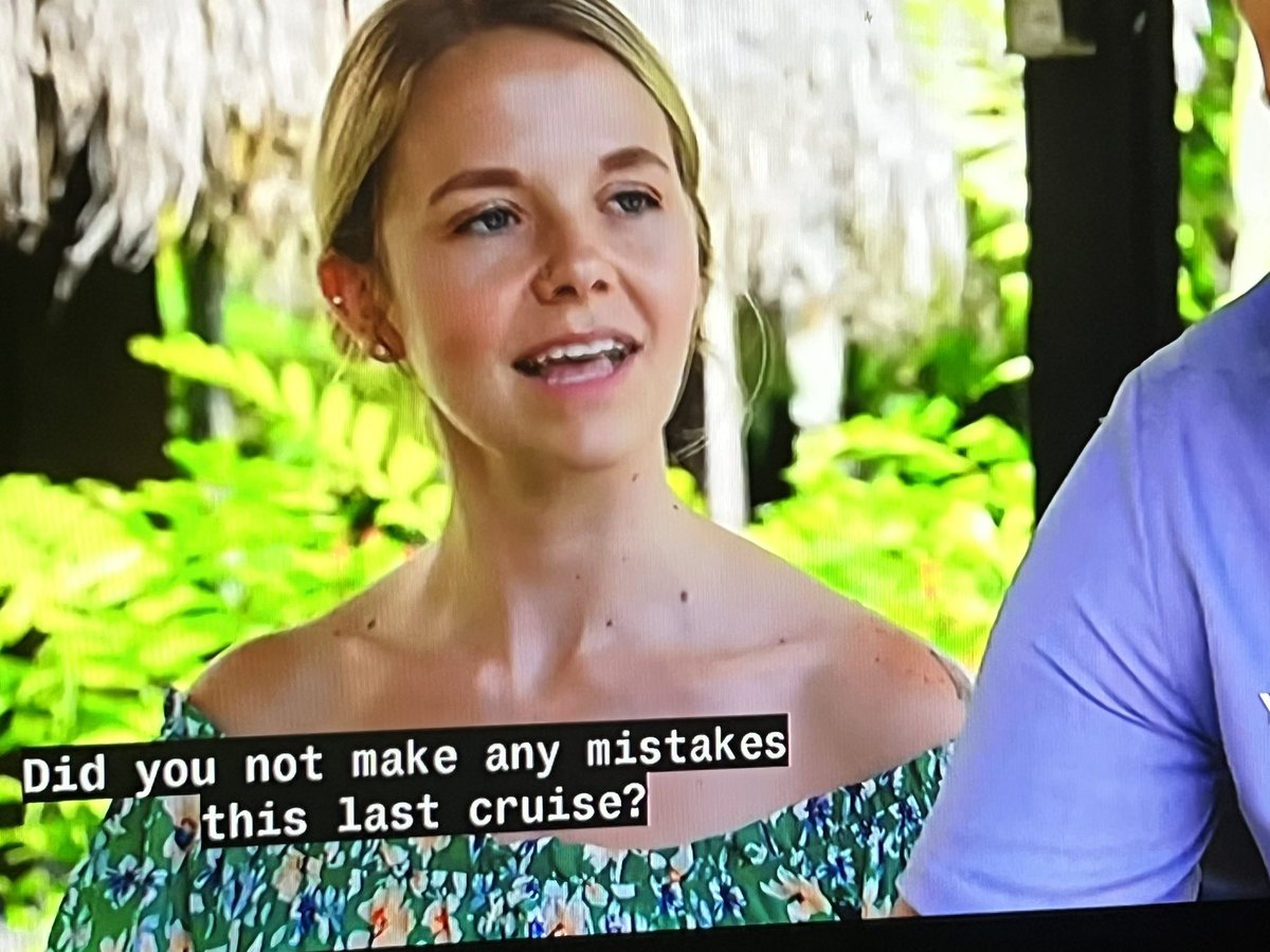Go sit down somewhere. Go talk to your dumb ass friend about getting pregnant by a virtual stranger #90dayfiance #90DayFianceLoveinParadise